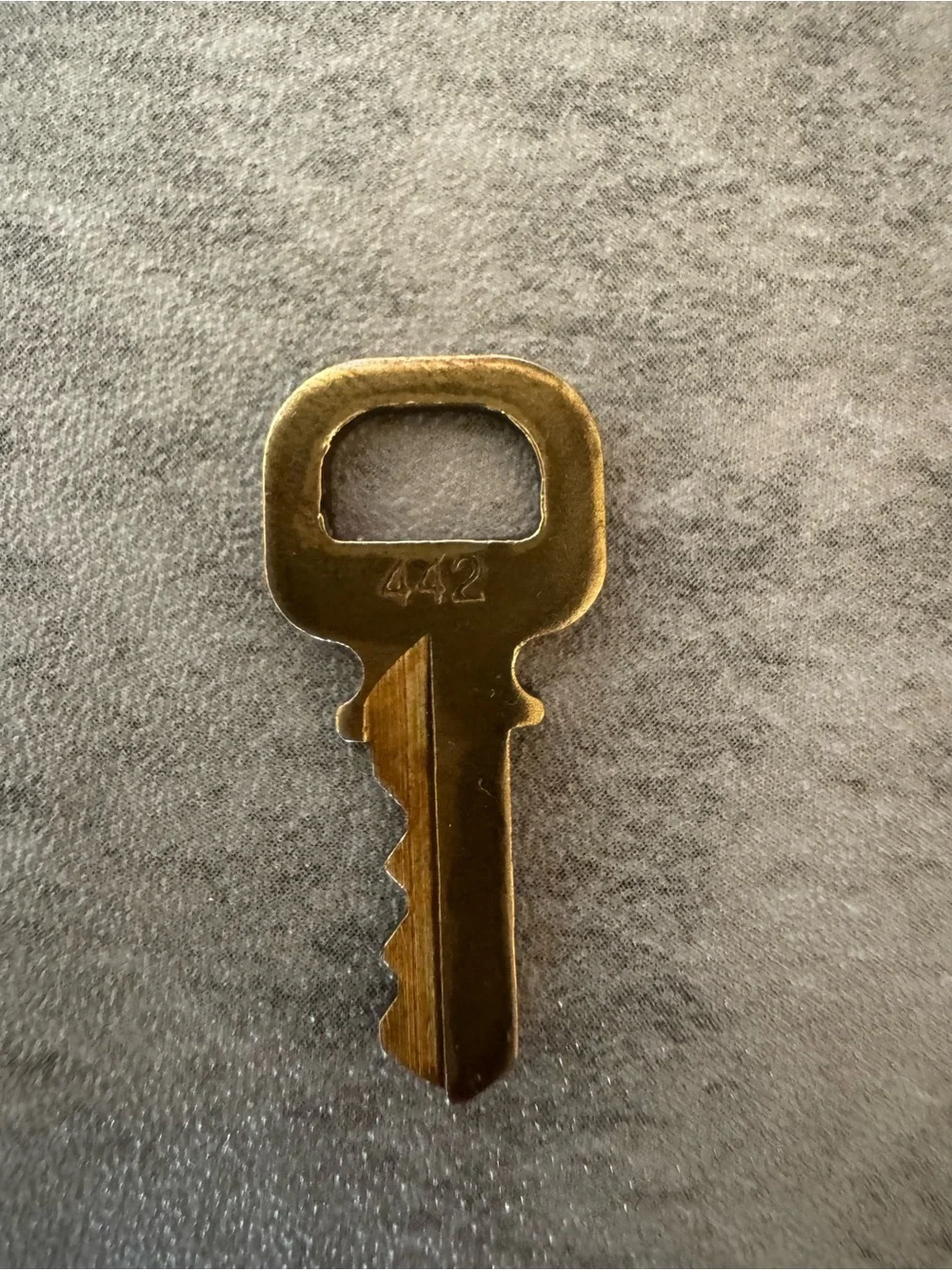 Louis Vuitton Gold Padlock and Key Set #442